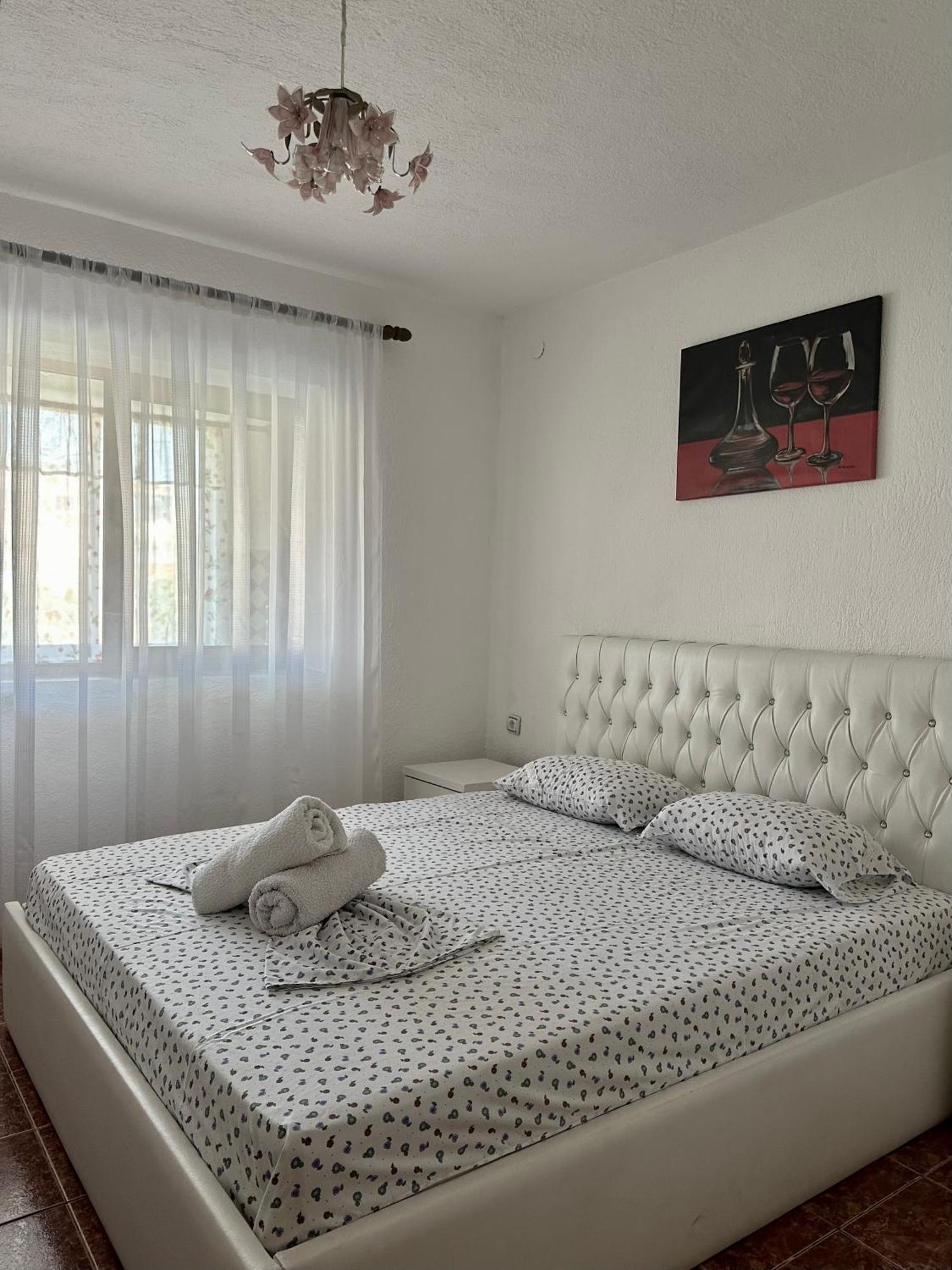 Apartmán Jea House Pogradec Exteriér fotografie