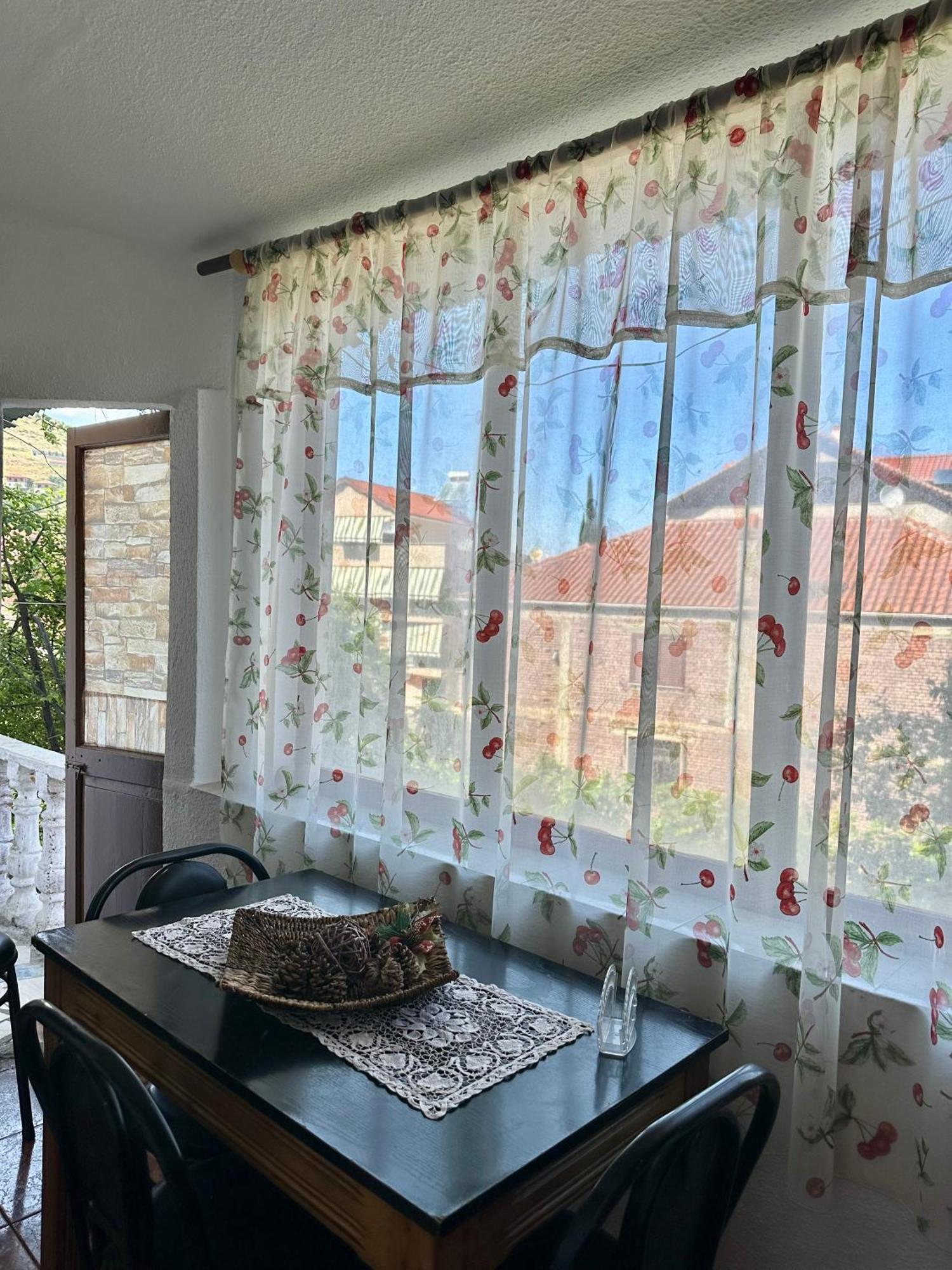 Apartmán Jea House Pogradec Exteriér fotografie